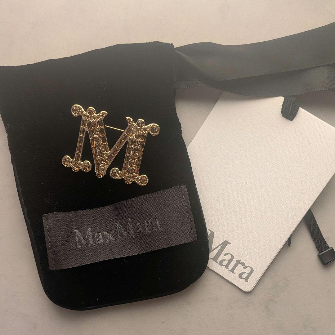 Max Mara ブローチ 楽天市場】マックスマーラ Max Mara ブローチ ゴールド レディース