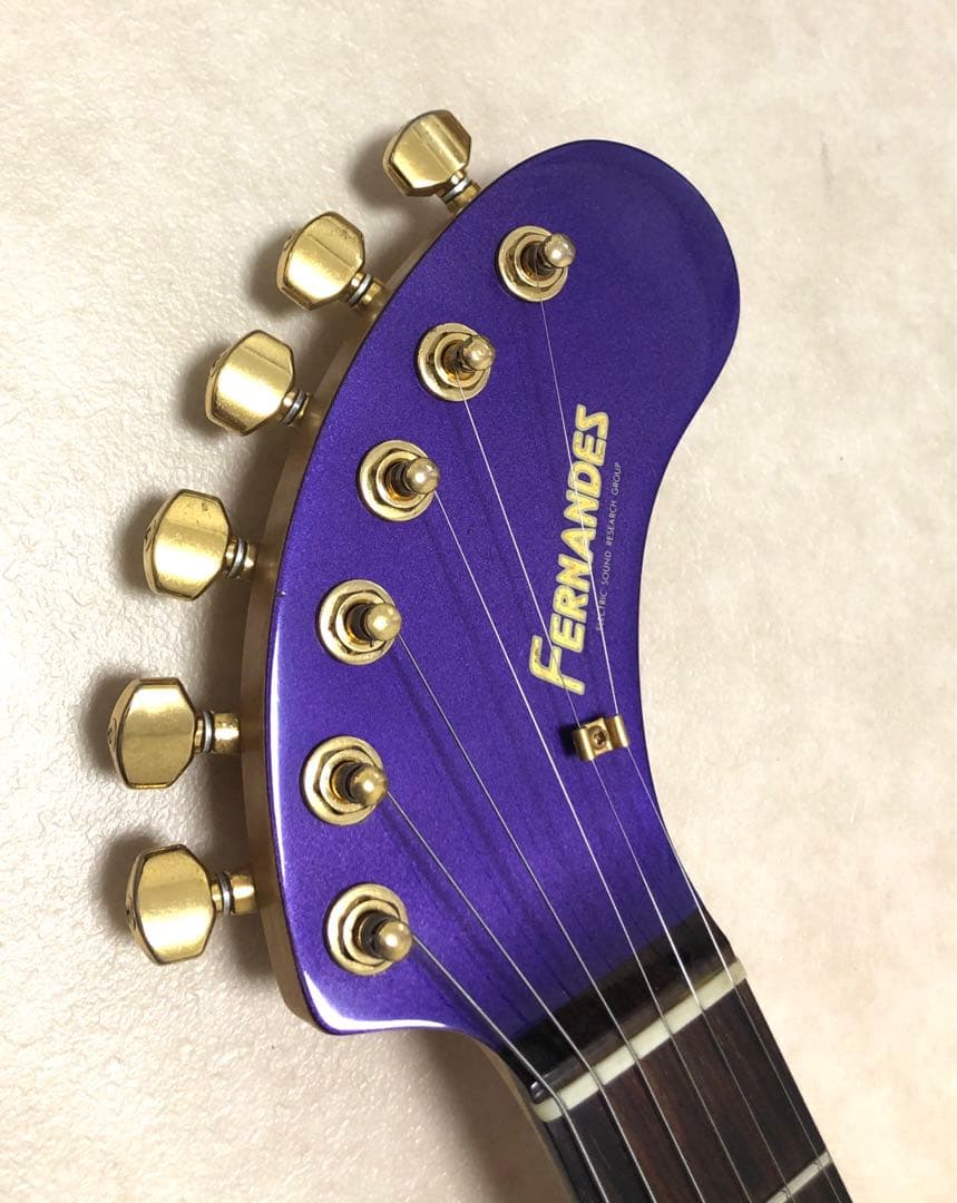 【美品】ZO-3C メタリックパープル アンプ内蔵ミニギター ソフトケース付