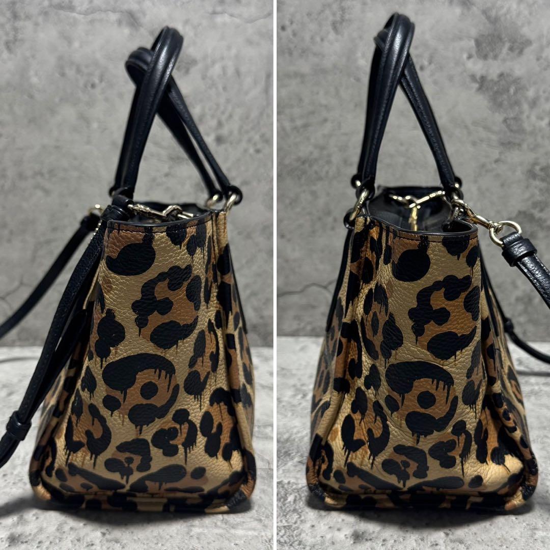 美品✨️コーチ 2way ショルダーバッグ PVC レザー レオパード 豹柄