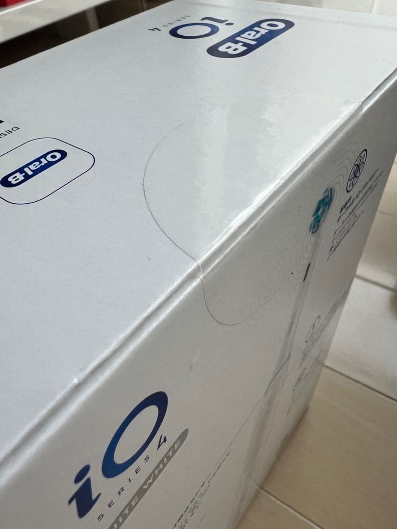 新品・未開封　BRAUN 電動歯ブラシ　iO4 IOG41A61KWT