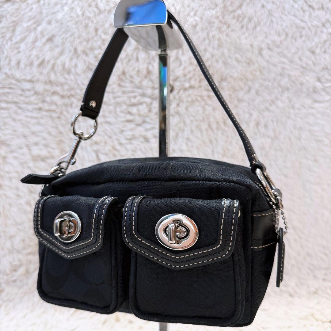 美品✨ COACH コーチ シグネチャー ターンロック アクセサリーポーチ