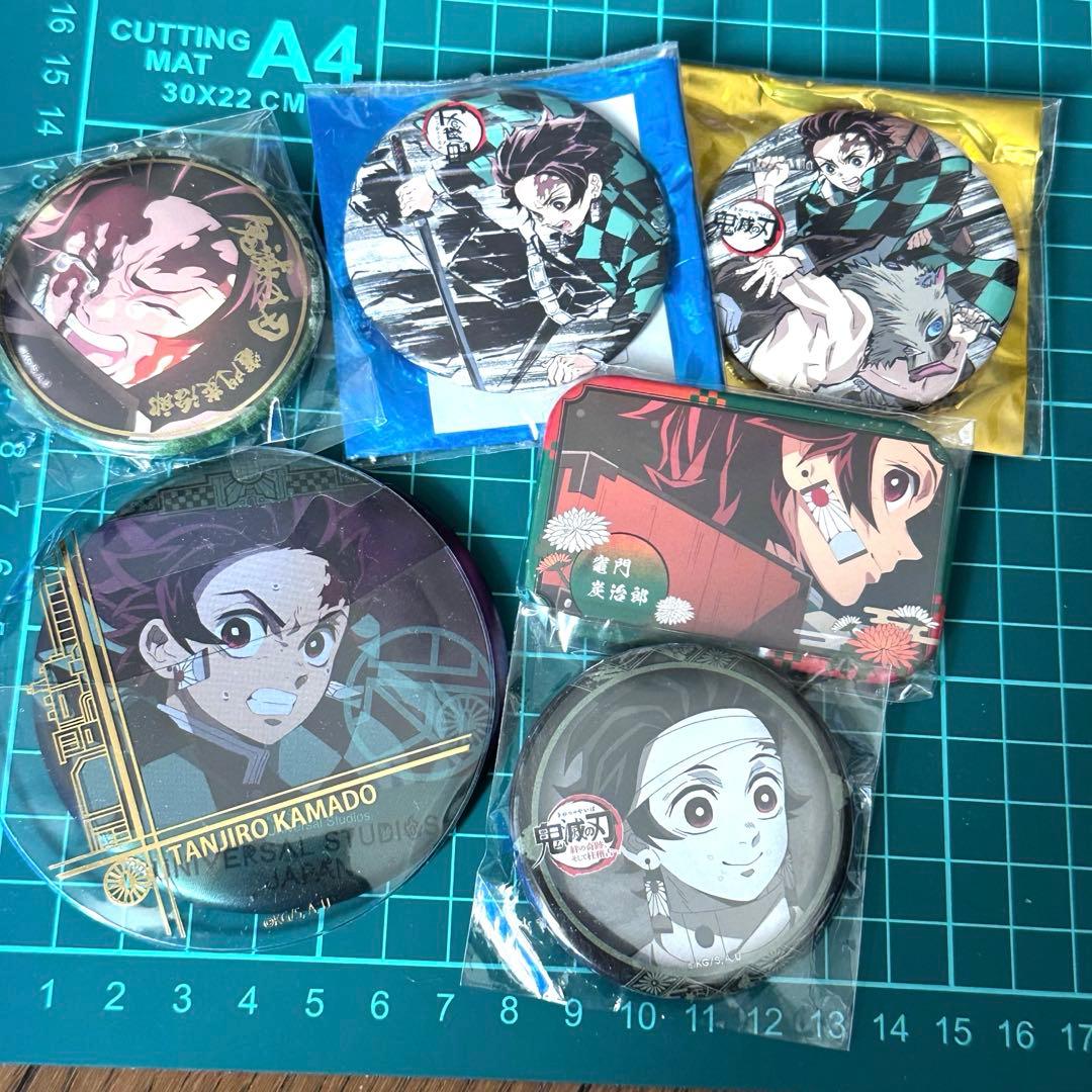 楽天市場】鬼滅の刃 缶バッジ 竈門炭治郎の通販 鬼滅の刃 缶バッジ