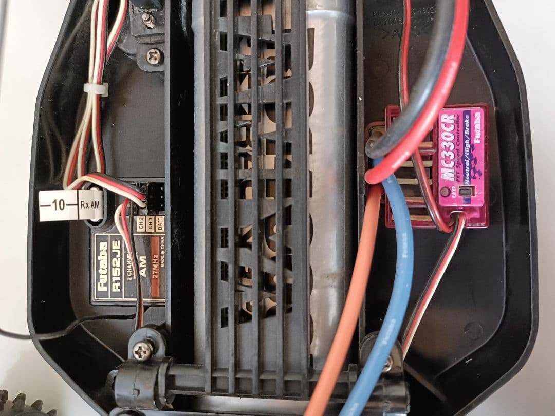 サンドバイパー タミヤ1/10RC DT-02シャーシ　フタバ2chプロポ付き