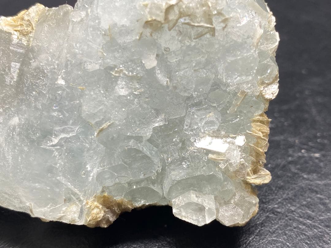 アクアマリン 77g