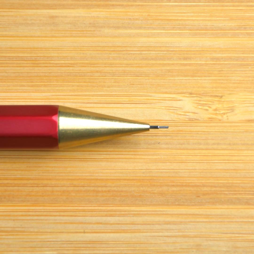 カヴェコ スペシャル レッド 0.5mm