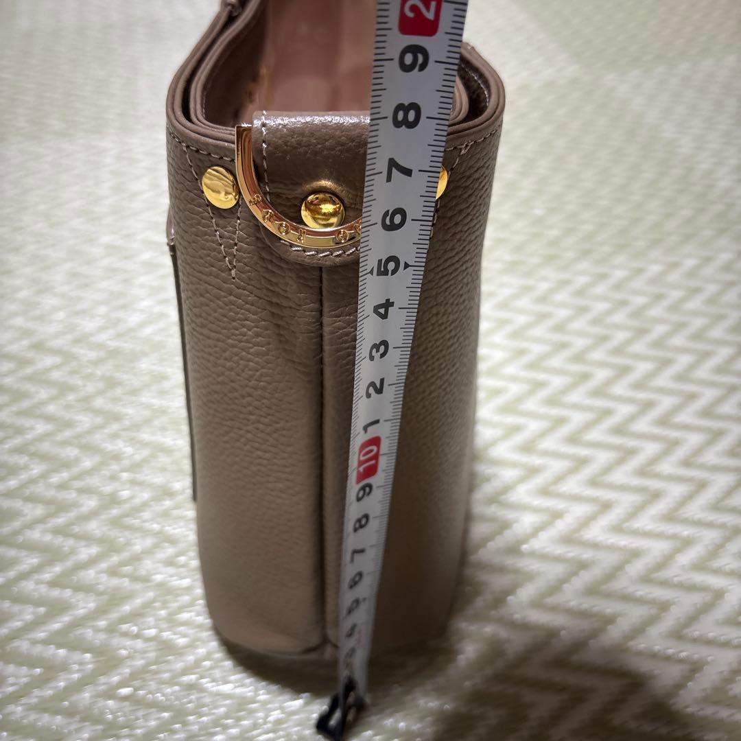 ATAO ブラウンレザー ショルダーバッグ