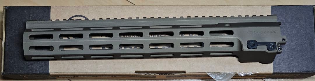 HAO Geissele URG-1/Mk16タイプ ハンドガード 13.5