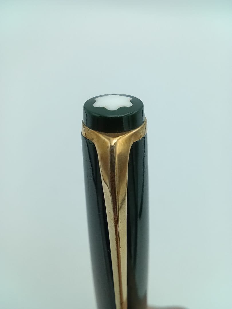 SALE！【MONTBLANC24】深緑のボディ 万年筆 SALE！【MONTBLANC24】深緑