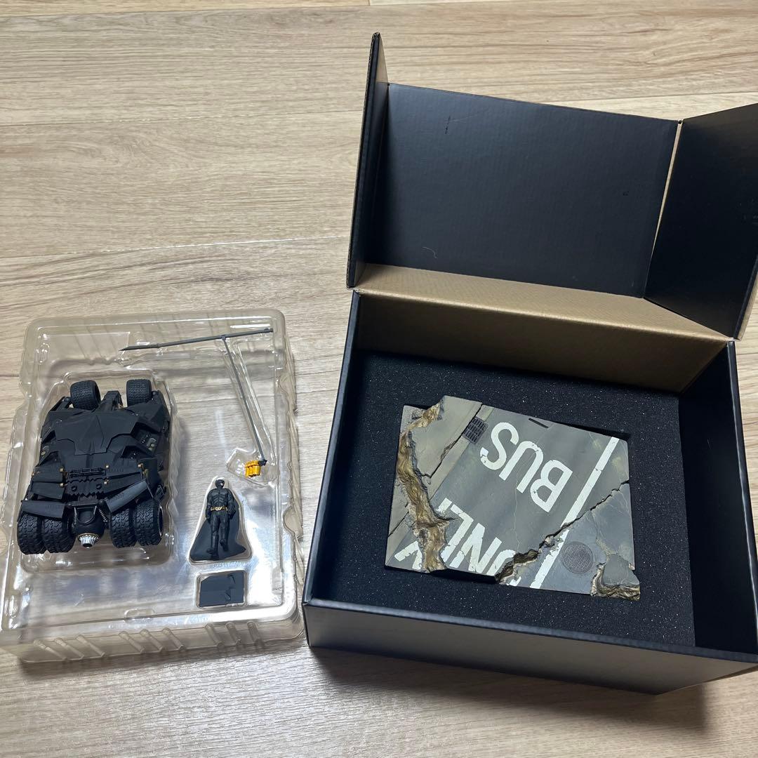 バットモービル ゴッサムシティ ミニチュア