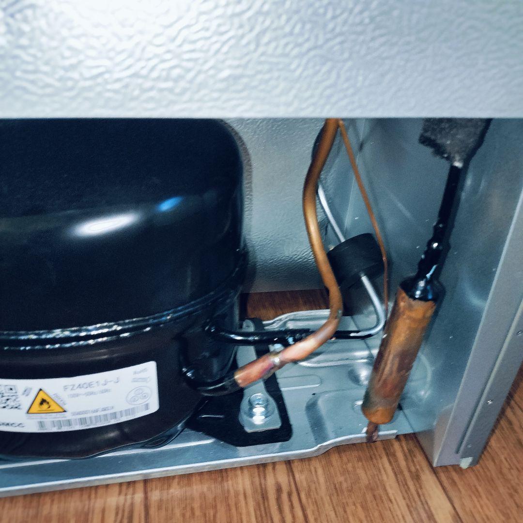 【極美品】ハイセンス Hisense　小型 冷蔵庫 45L HR-A45S