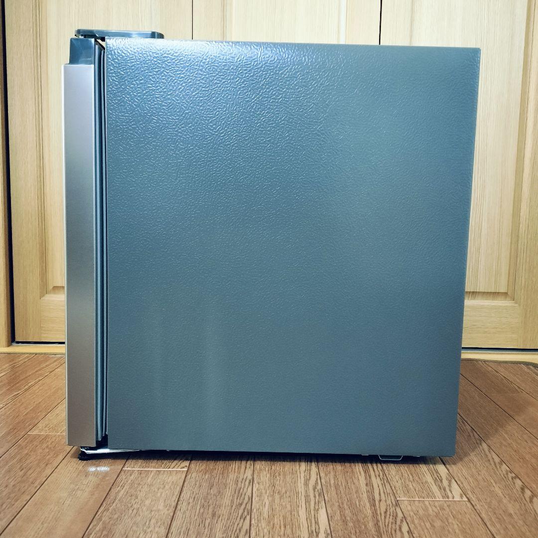 【極美品】ハイセンス Hisense　小型 冷蔵庫 45L HR-A45S