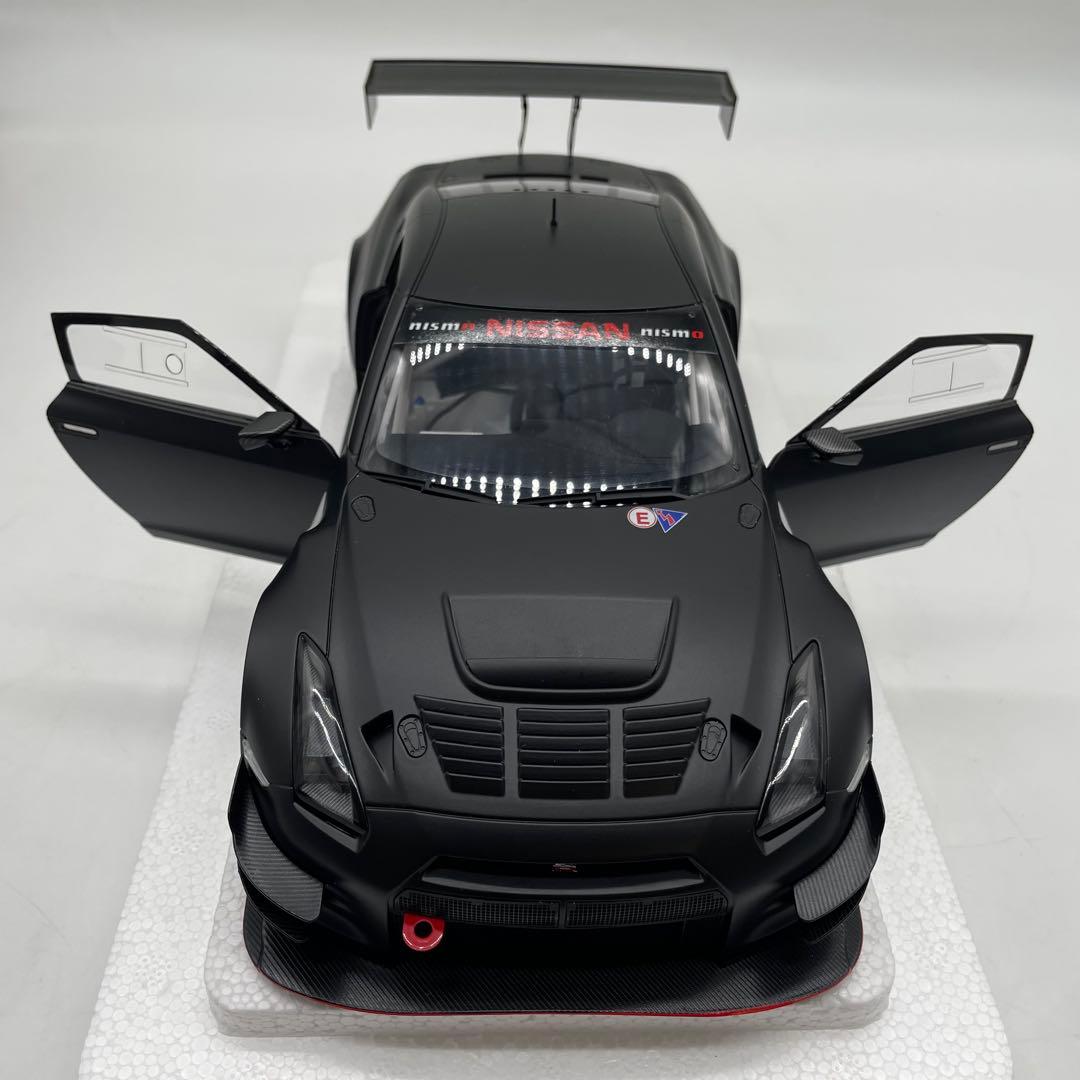 【箱付き美品】AUTOart NISSAN GT-R NISMO GT3