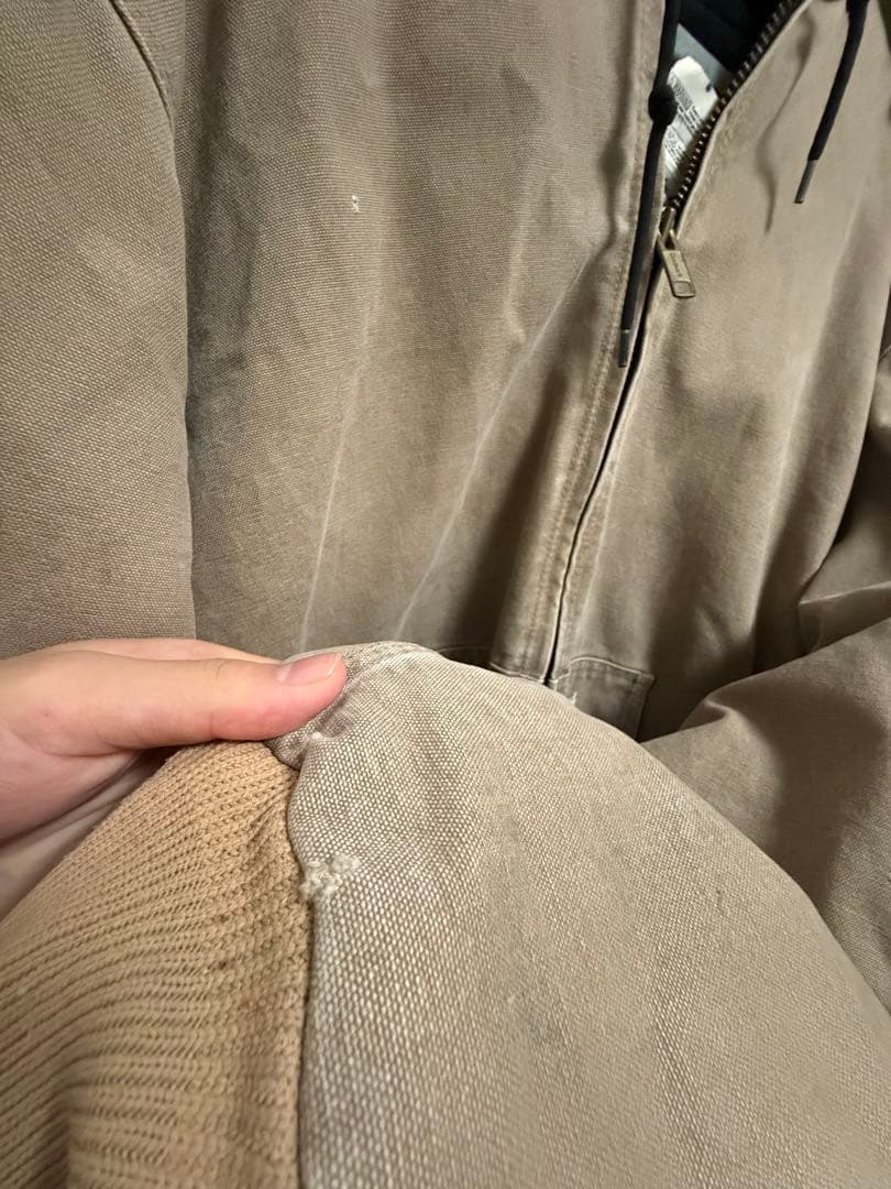 刺さる人に刺さる系✨ Carhartt XL アクティブジャケット