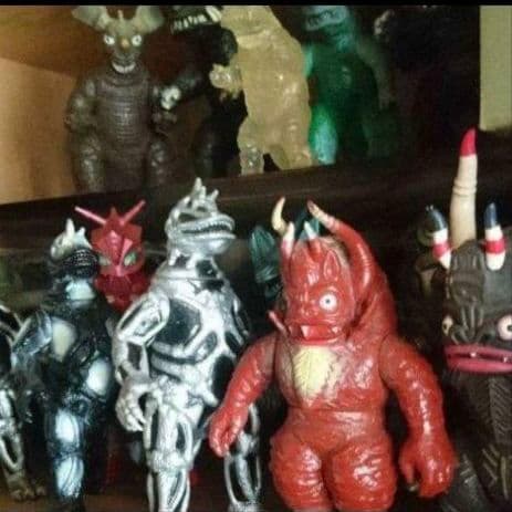 絶版　バンダイ　怪獣　ソフビ ウルトラ怪獣シリーズ21 ゼットン 旧ソフビ 1983 JAPAN 艶消し黒 白