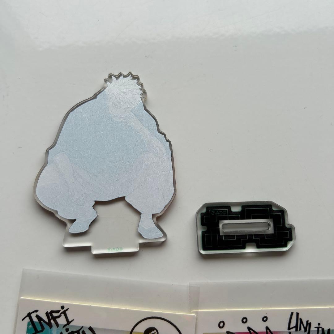 呪術廻戦』五条悟グッズまとめ売り（アクリルスタンド、ステッカー、缶