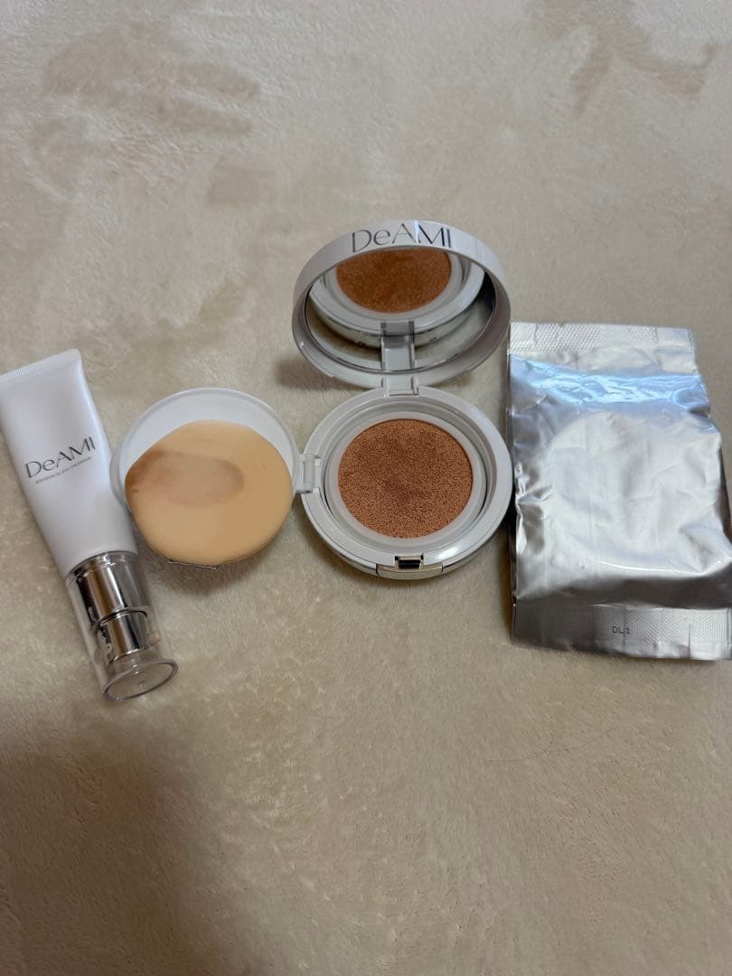 DeAMI クッションファンデーション ブラウン