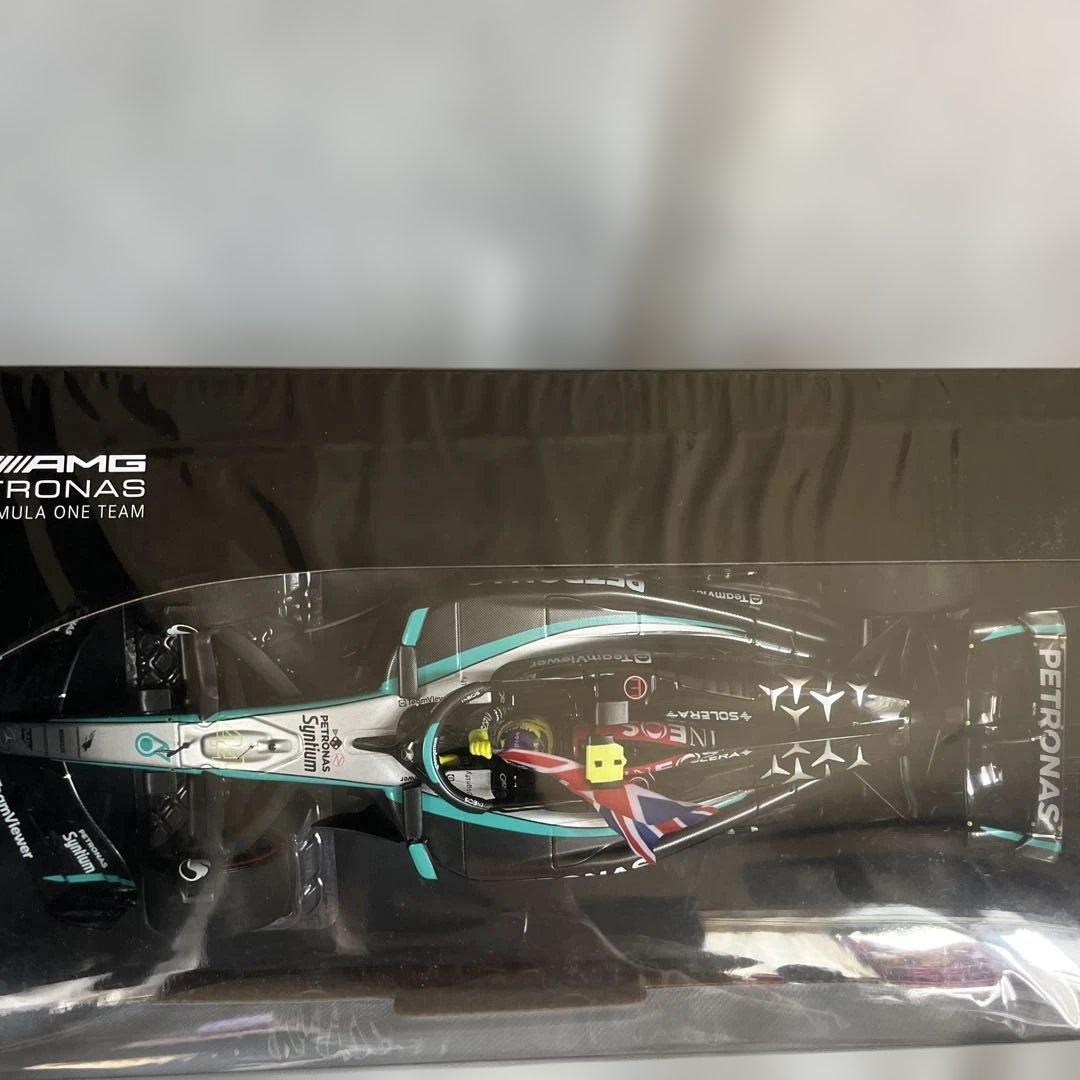 ミニチャンプス1/18メルセデスAMG F1 W15ルイス・ハミルトン2024年