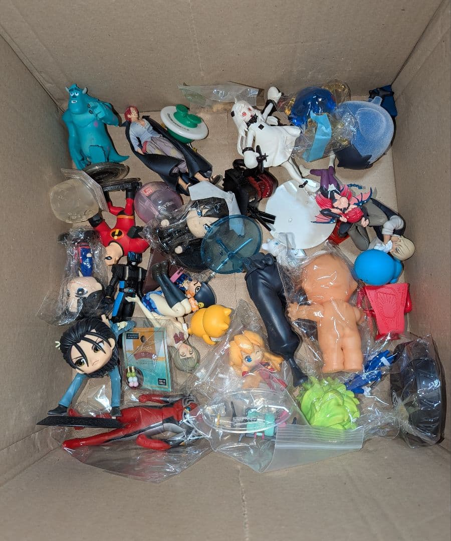 ジャンク フィギュア まとめ売り 約94体前後 プライズ ソフビ