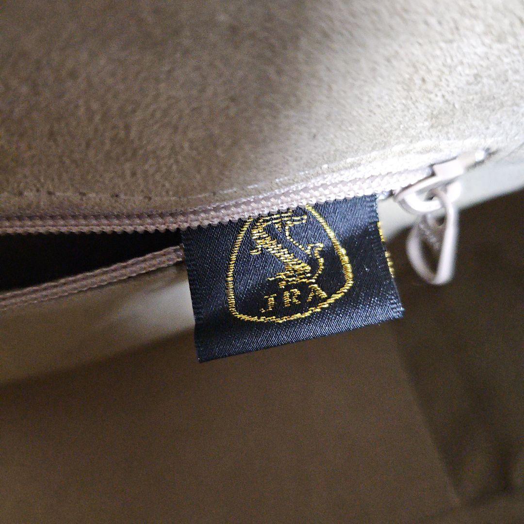 京都枡儀『お洒落なクロコダイル』バッグJRAタグ、チャーム　証明書