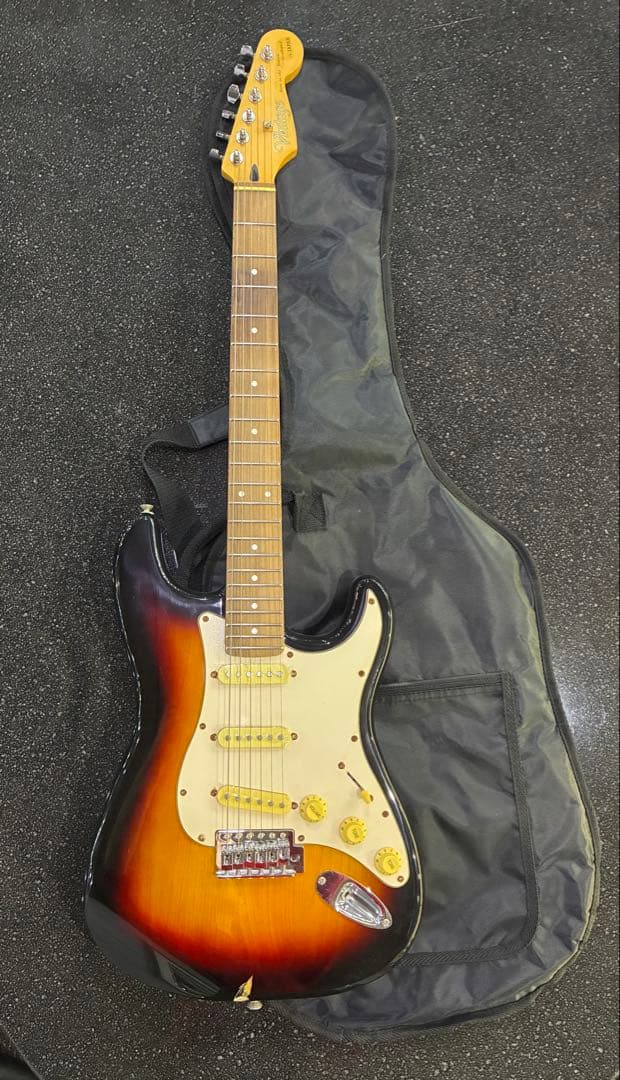 お*茶様 訳あり　ヴィンテージ　エレキギター