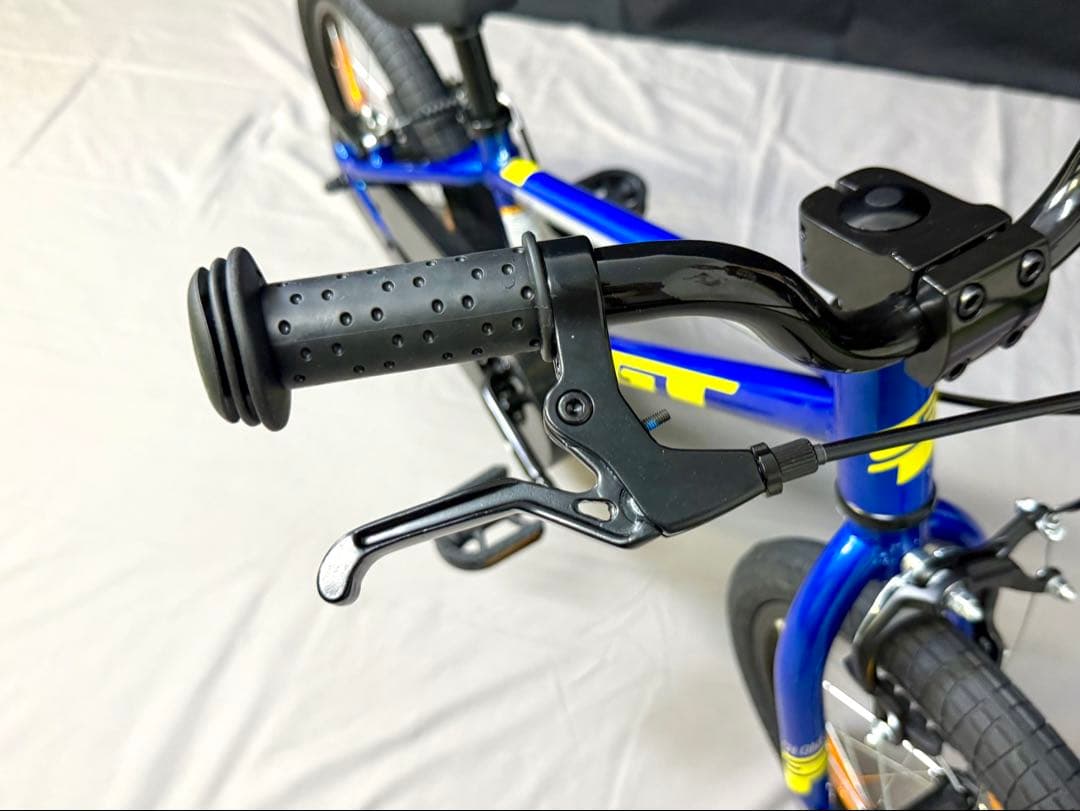 新品未使用 アメリカGT16インチ 子供用自転車 軽量アルミモデル 台湾製