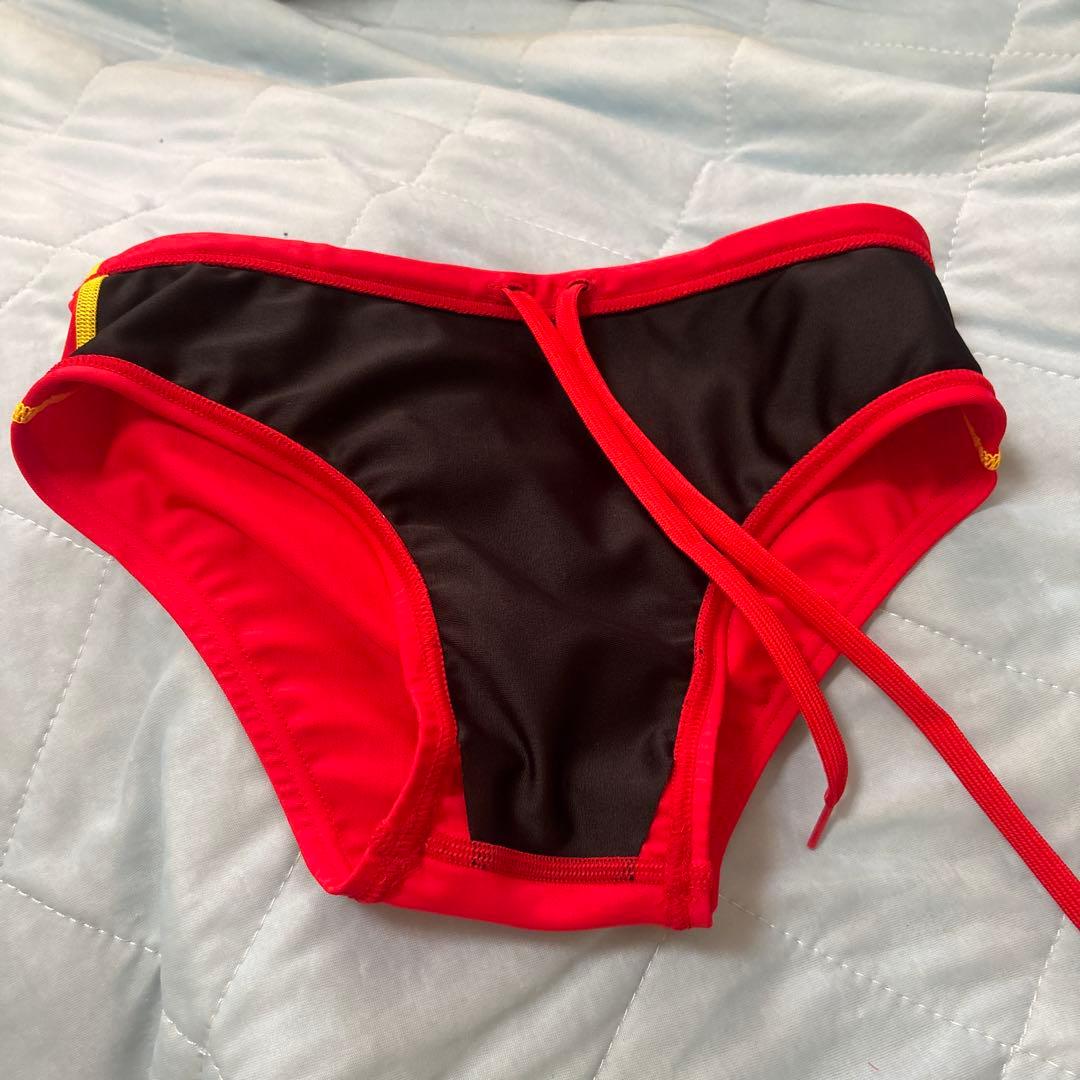 u*6様 speedo 競泳水着 赤 Lifesaving JapanサイズMの通販はau PAY