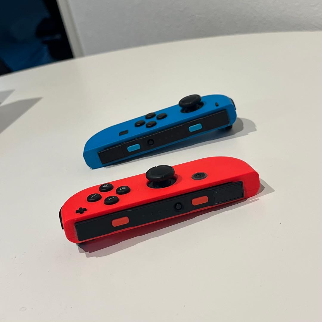 【美品】Nintendo Switch 本体+ドック+ジョイコン+各種ケーブル