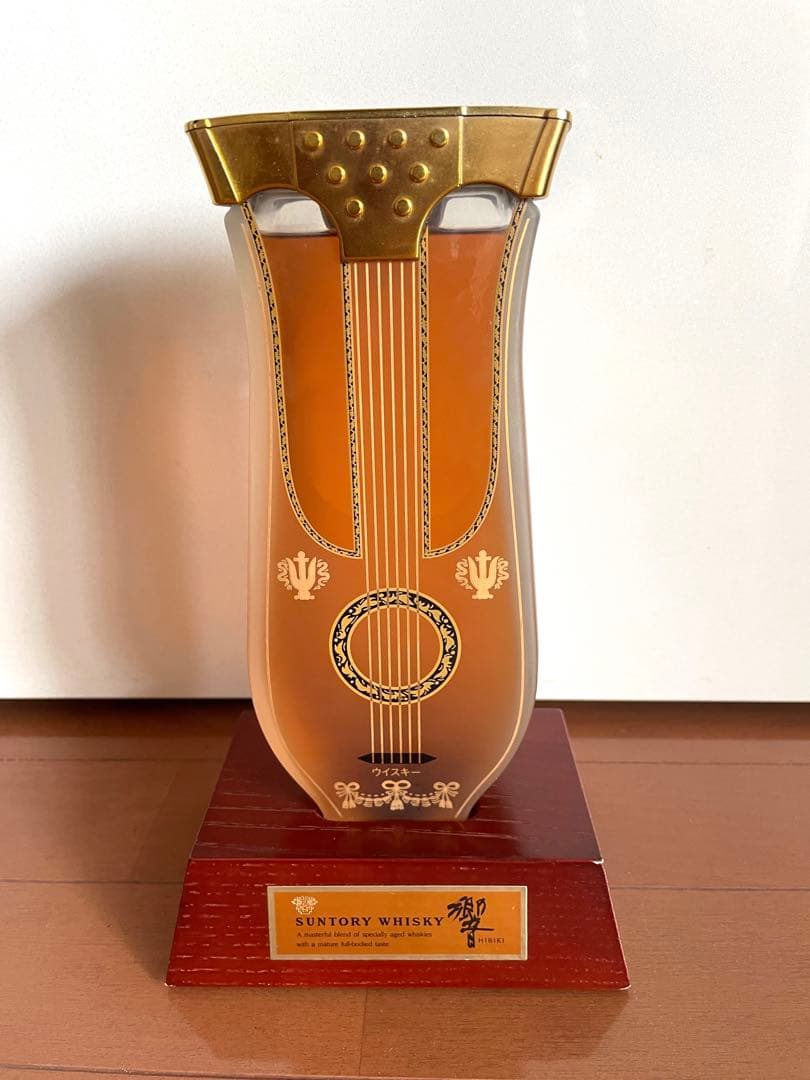 【激レア】響　サントリー　リラギター型 響 リラギター型 希少品 楽器ボトル