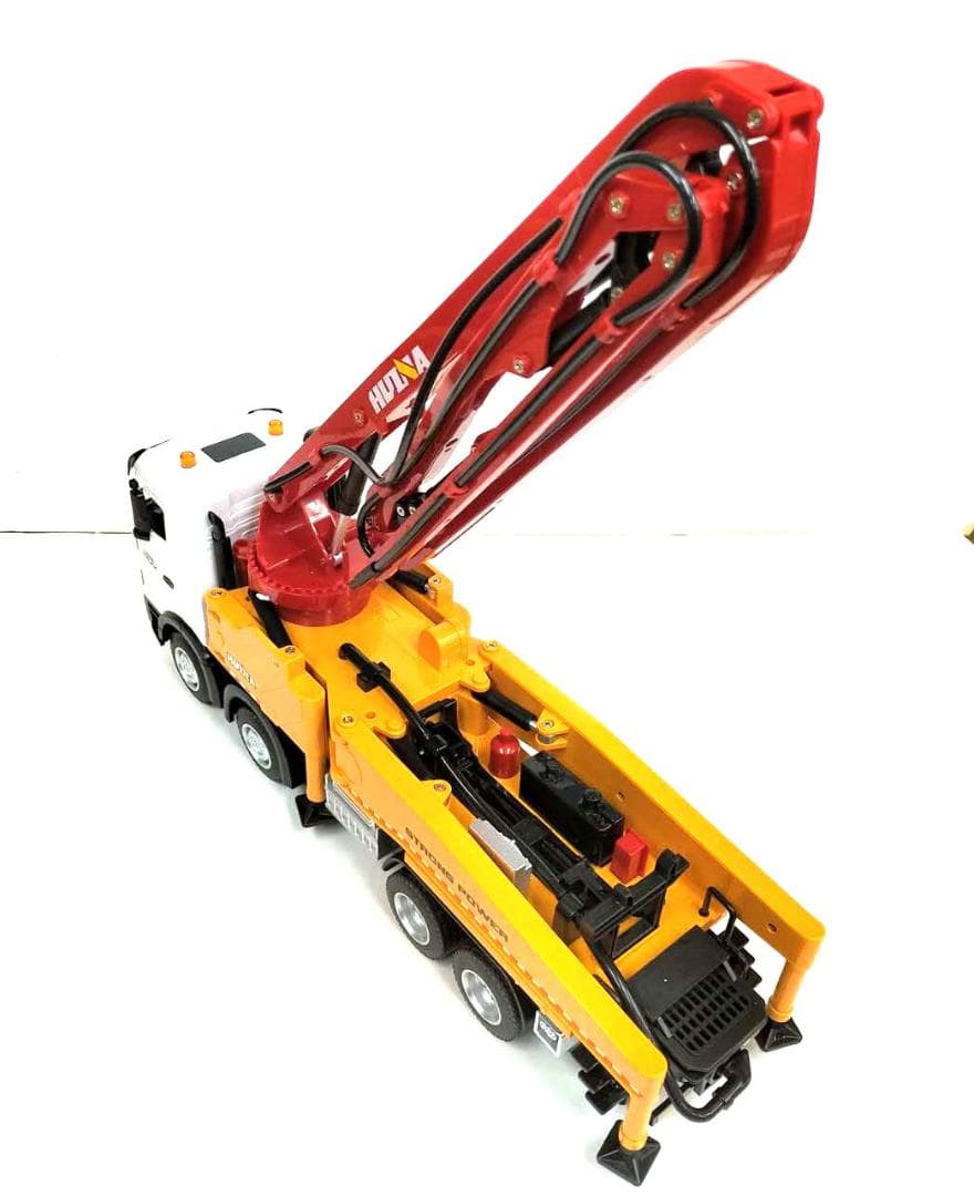 1/18サイズコンクリートポンプ車ラジコン　プロポで放水操作