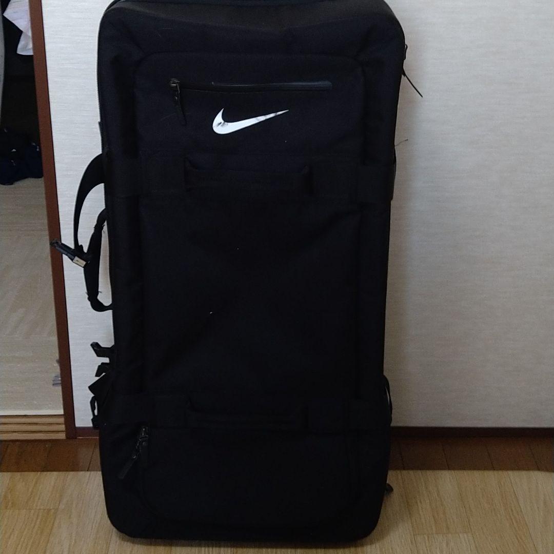 セール中 ナイキキャリーバッグ 遠征用 レアサイズ ナイキ キャリー
