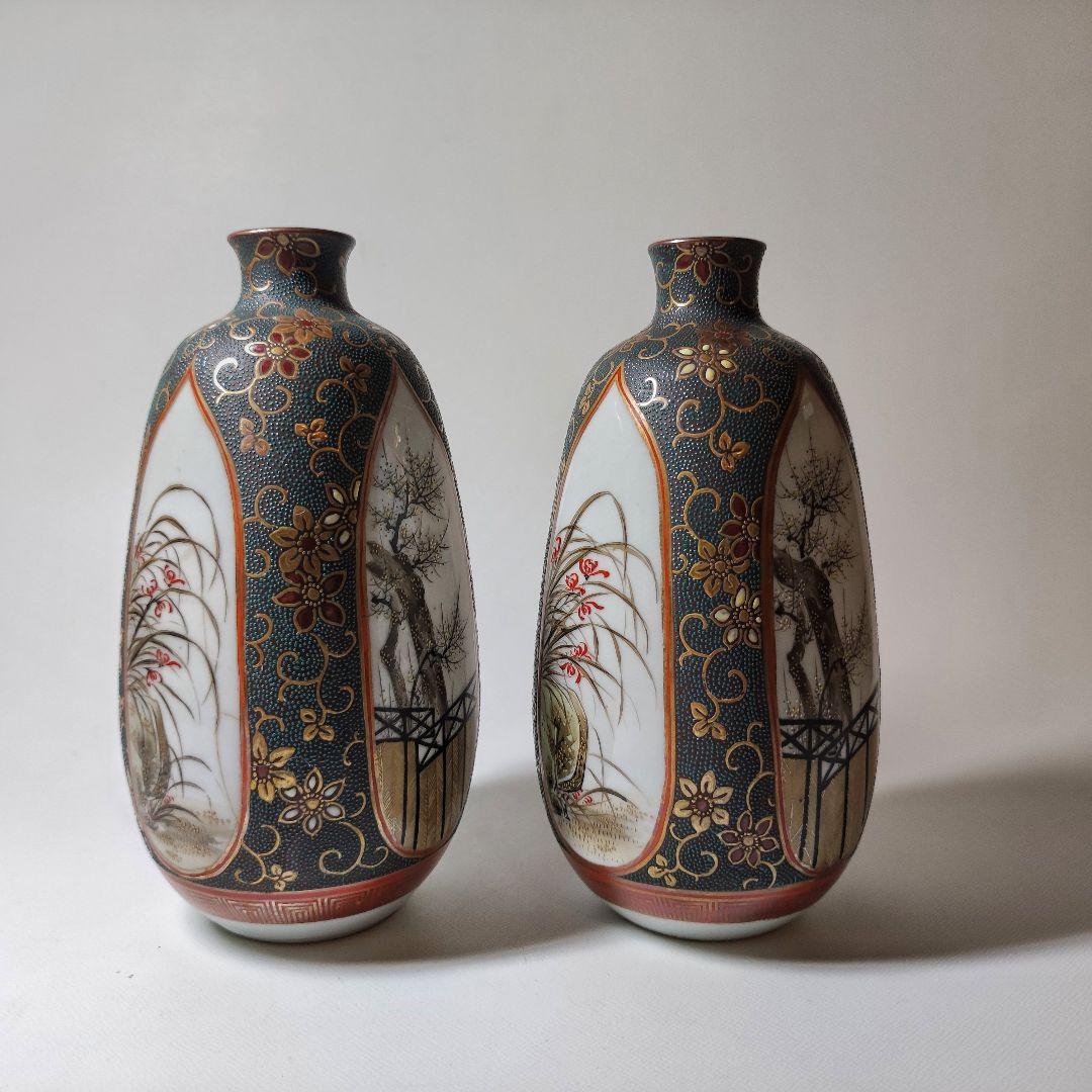 九谷焼　超細密金彩青粒手四君子図四方徳利　一対