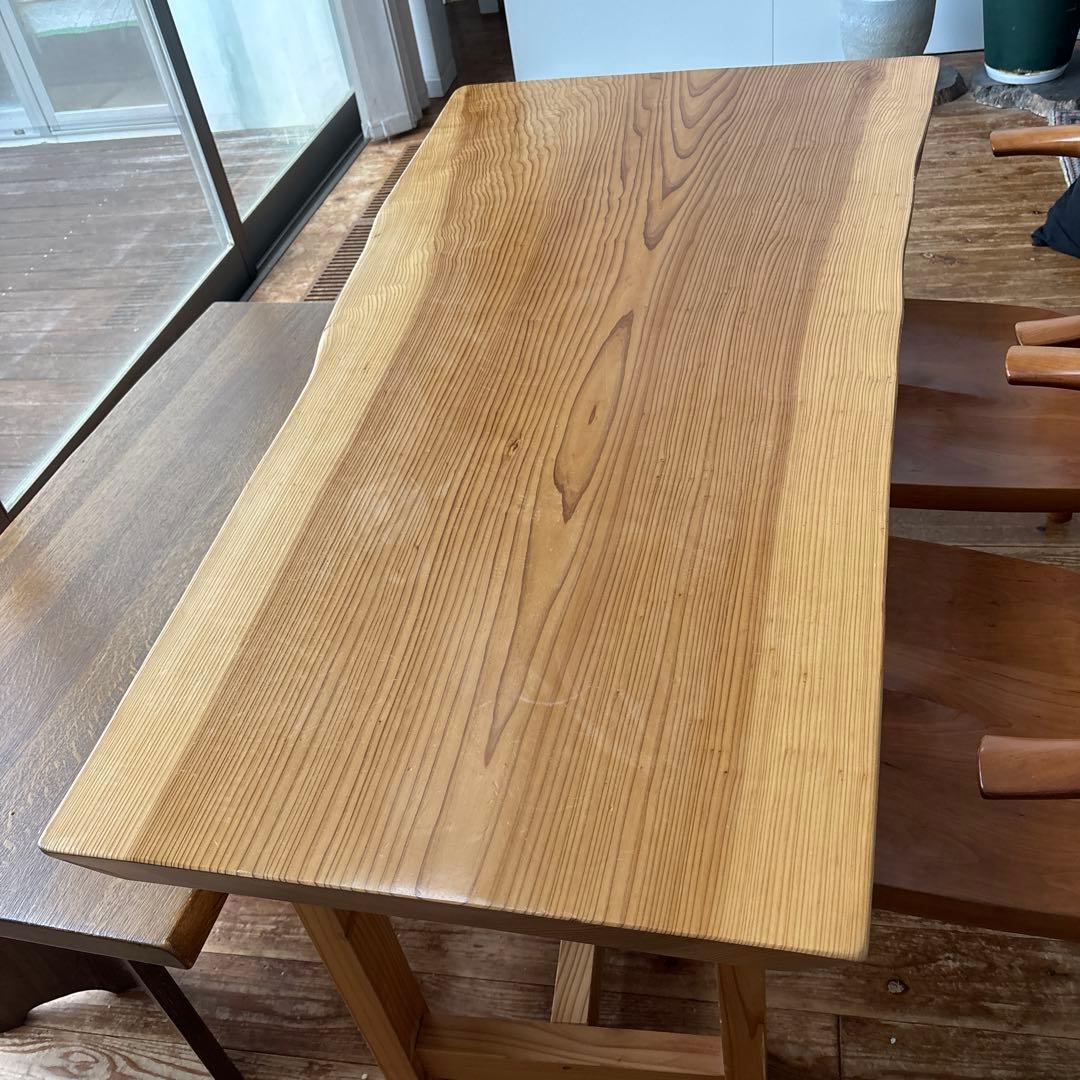 杉　一枚板　テーブル　ダイニングテーブル　脚付きません