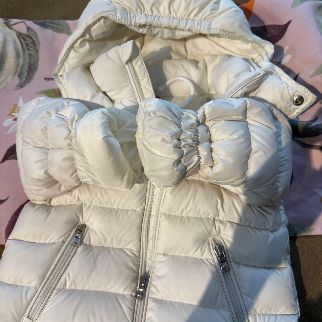 シリアル確認済み2Aモンクレール フード付きホワイトダウンコート　92
