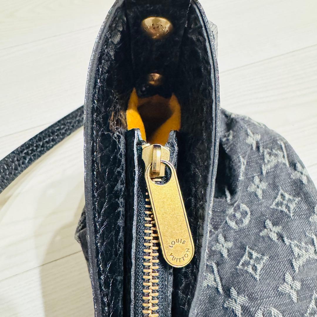ルイヴィトン　モノグラムデニム　スライトリー　M95835 ショルダーバッグ