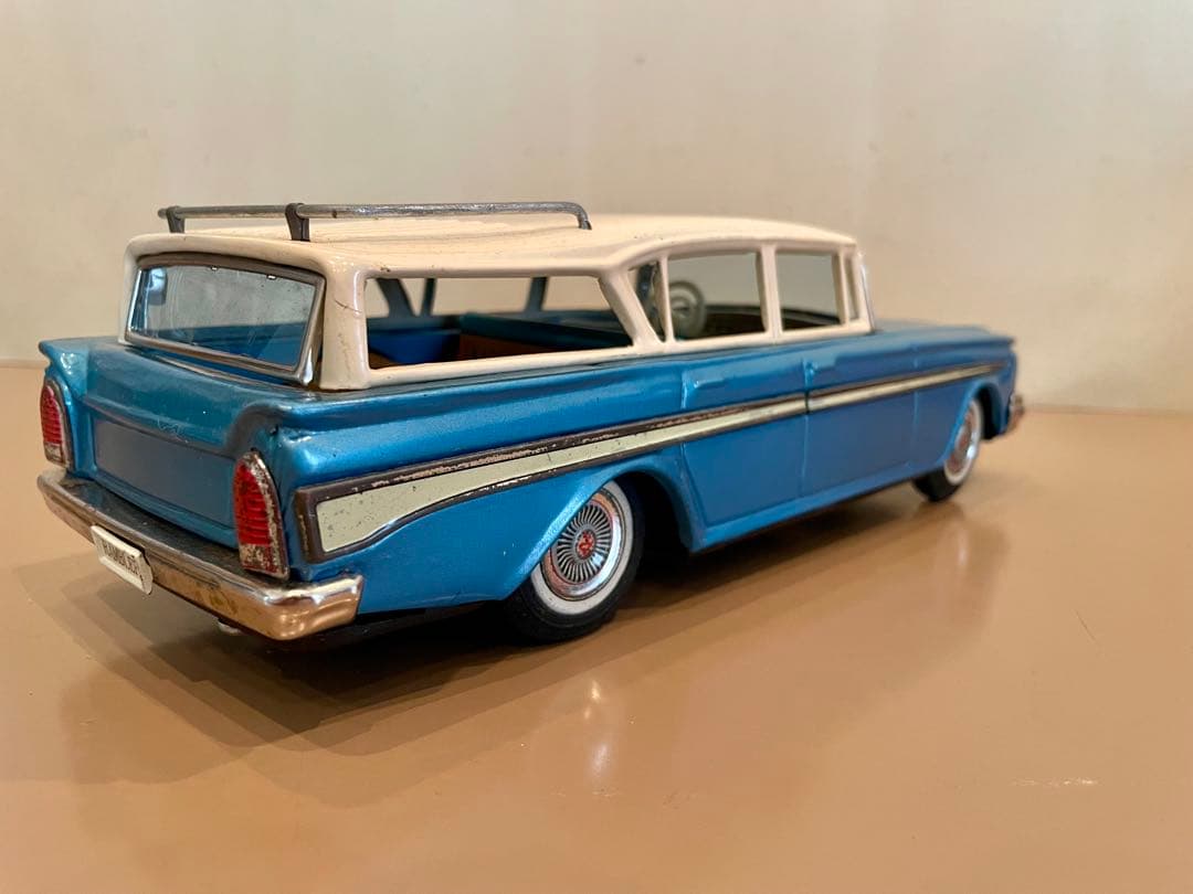 【RAMBLER】ランブラー・クラシック　ステーションワゴン　バンダイ ブリキ