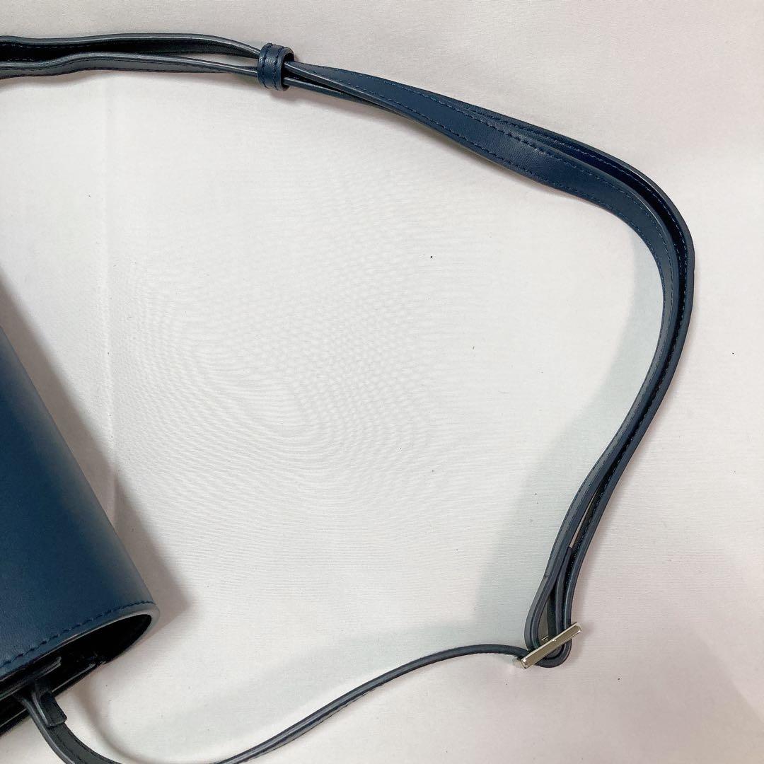 【美品】貴重 VASIC ヴァジック CITY ショルダーバッグ レザー 紺色