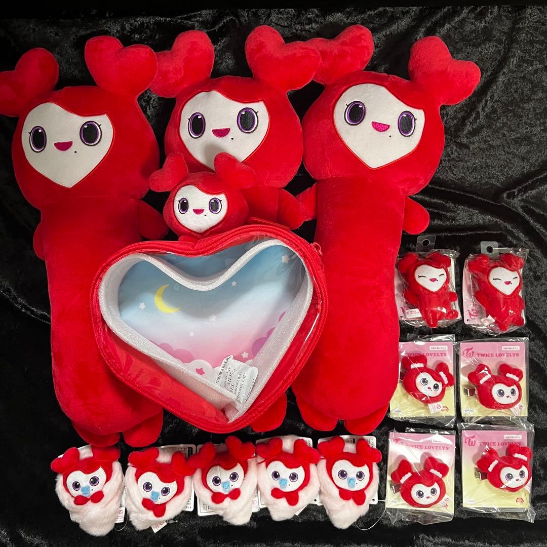 TWICE シーグリ 2026 ＆ フォトカードスタンド モモ