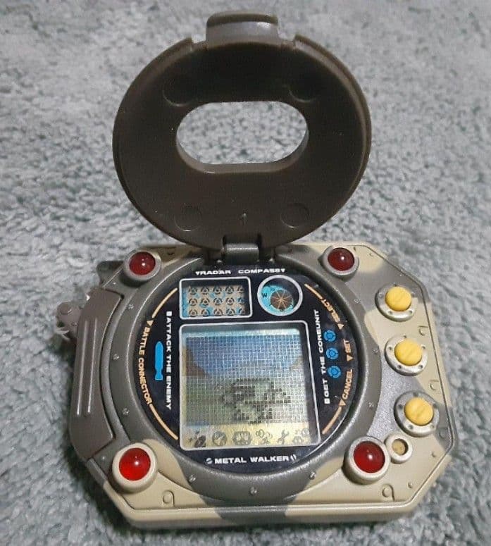 ジャンク？】爆走戦記メタルウォーカー 万歩計 携帯ゲーム - メルカリ