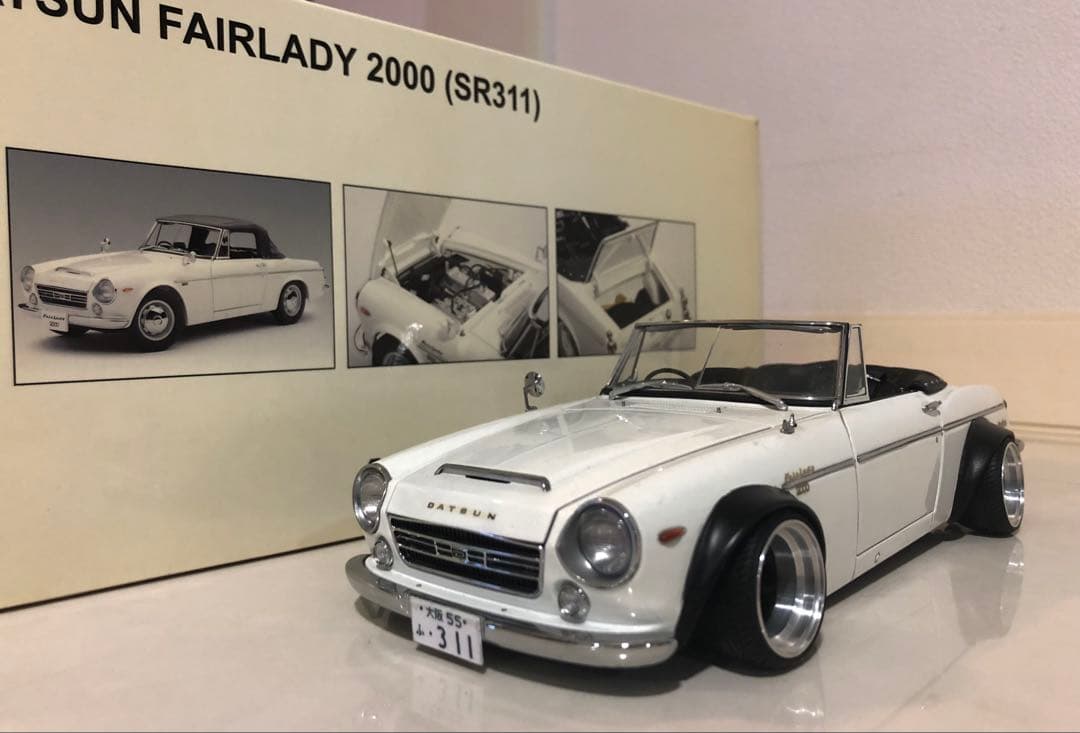1/18 オートアート 日産フェアレディ2000ワタナベスーパーワイドカスタム