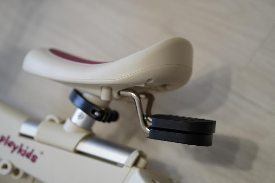 ほぼ未使用！】三輪車・二輪車・ペダルなし・かじ取り押し棒の四役