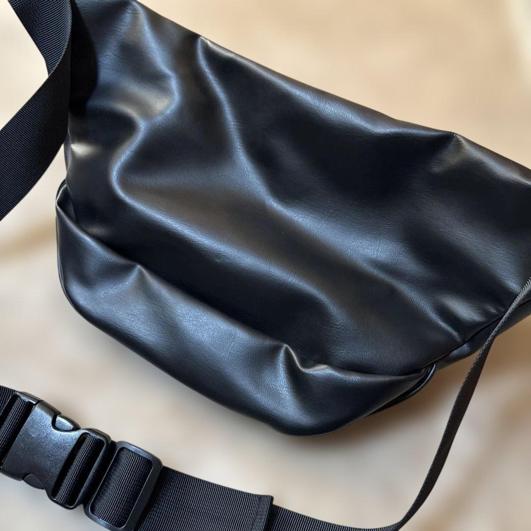 米津玄師 Flamingo majogari ウエストバッグ - メルカリ