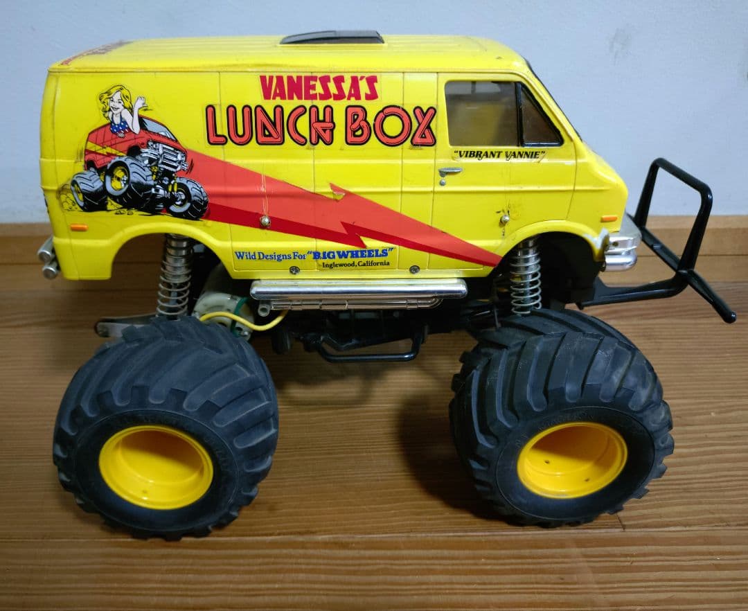 カ*ヤ様 タミヤ　ランチボックス　サーボ　モーター付　オフロード　ラジコン