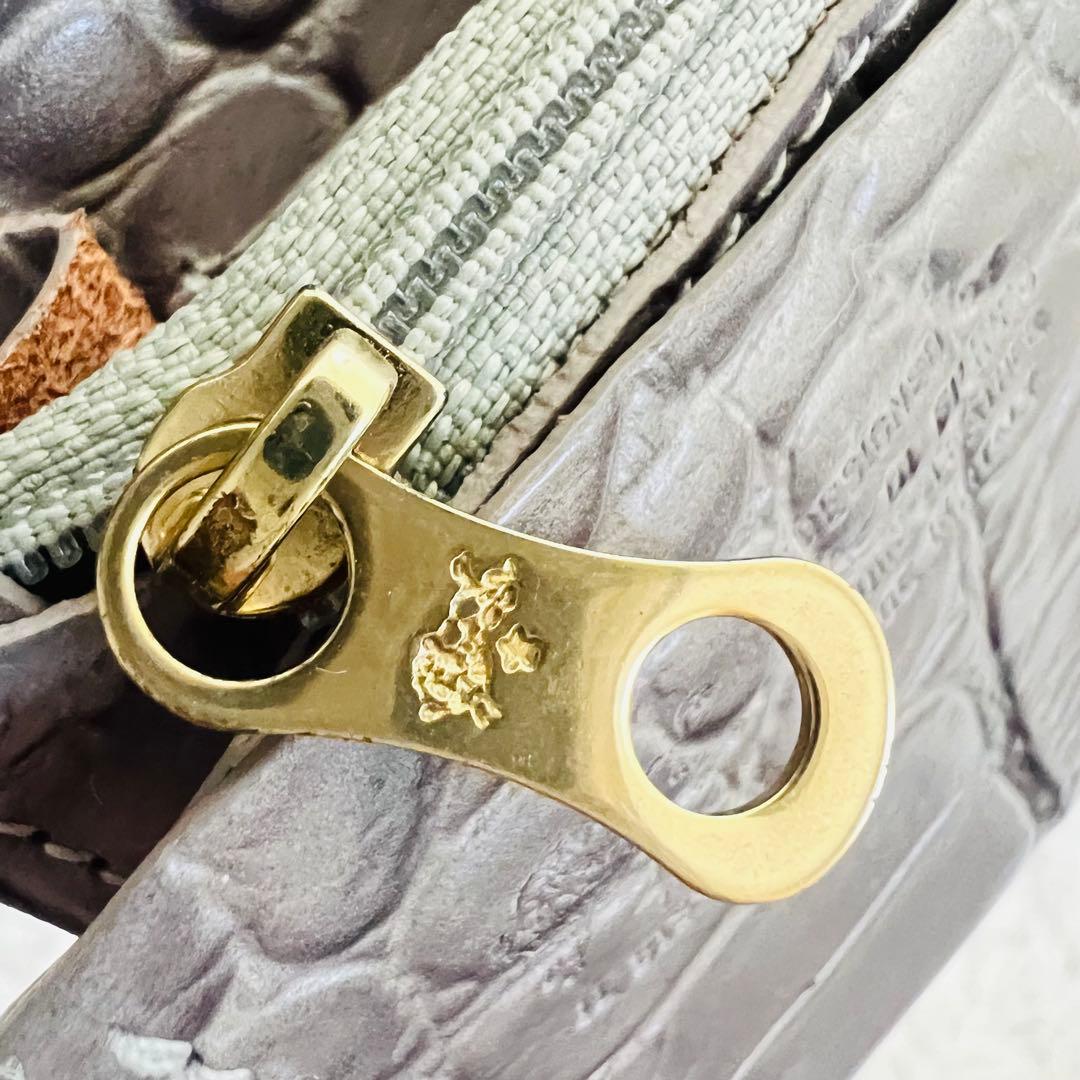 【希少】IL BISONTE クロコ型押し　二つ折財布　本革　バイソン刻印　高級