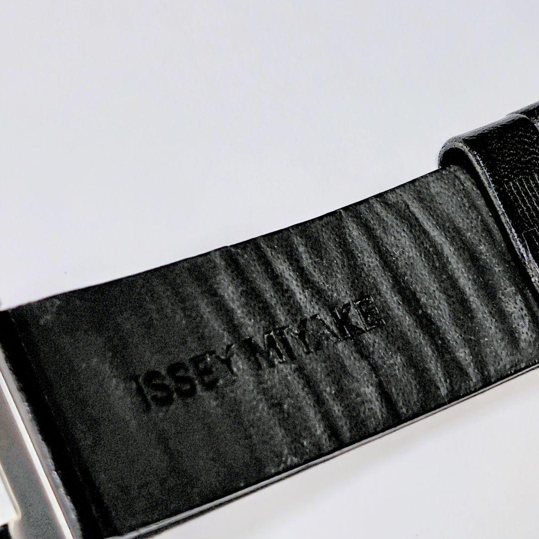 さ*ゅ様 【電池交換済】 イッセイミヤケ QｚクロノグラフVK67-0010