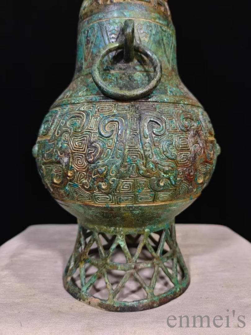 中国古美術 旧蔵 商周款 青銅製 器皿《饕餮文壺》純銅製 高浮彫 時代物 置物