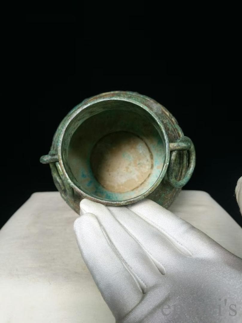 中国古美術 旧蔵 商周款 青銅製 器皿《饕餮文壺》純銅製 高浮彫 時代物 置物