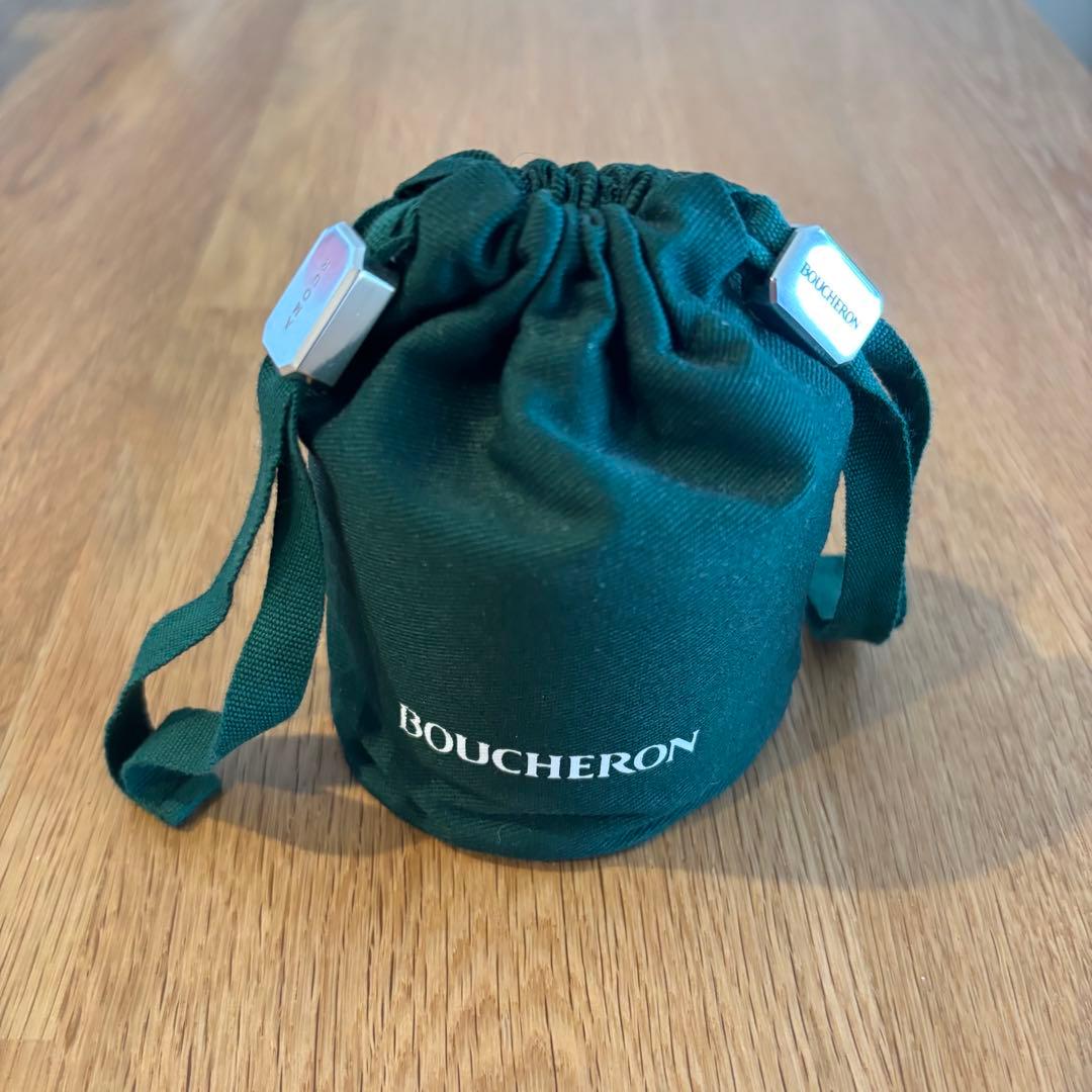 ブシュロン 空箱 ピアスケース、巾着（チャーム付き） - メルカリ