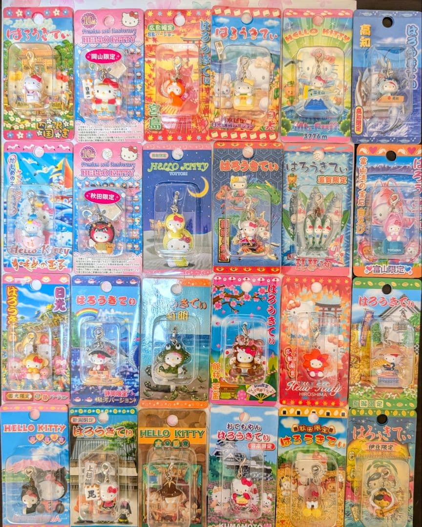 ハローキティ　ご当地キティ　ストラップ　201個おまとめ（ロリータ他）