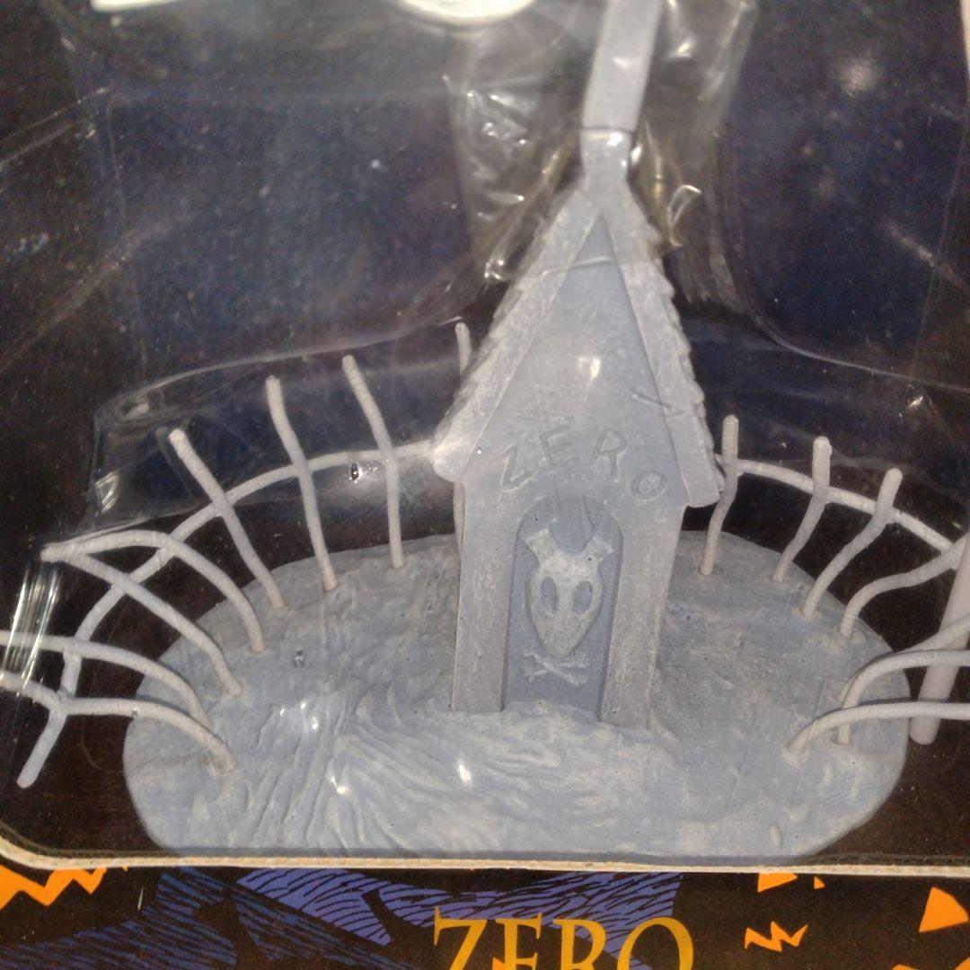 ナイトメアビフォアクリスマス　ゼロ　フィギュア