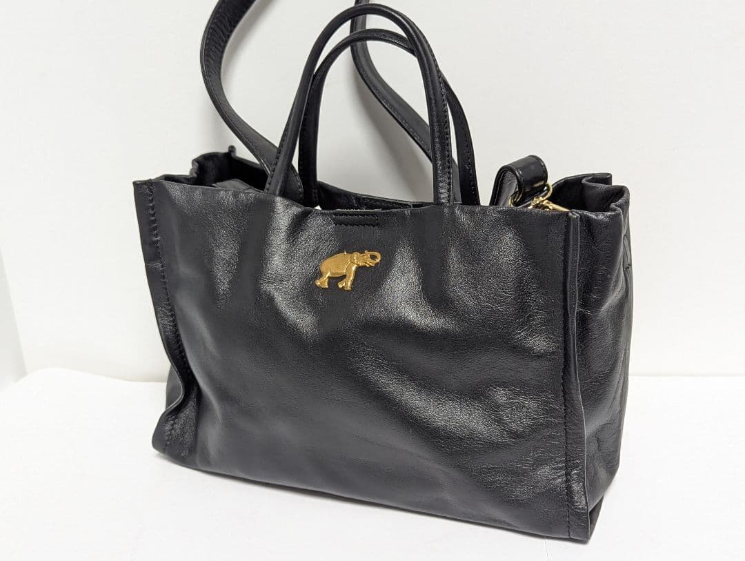 美品 イアパピヨネ 2way ショルダーバッグ ゾウ レザー ブラック